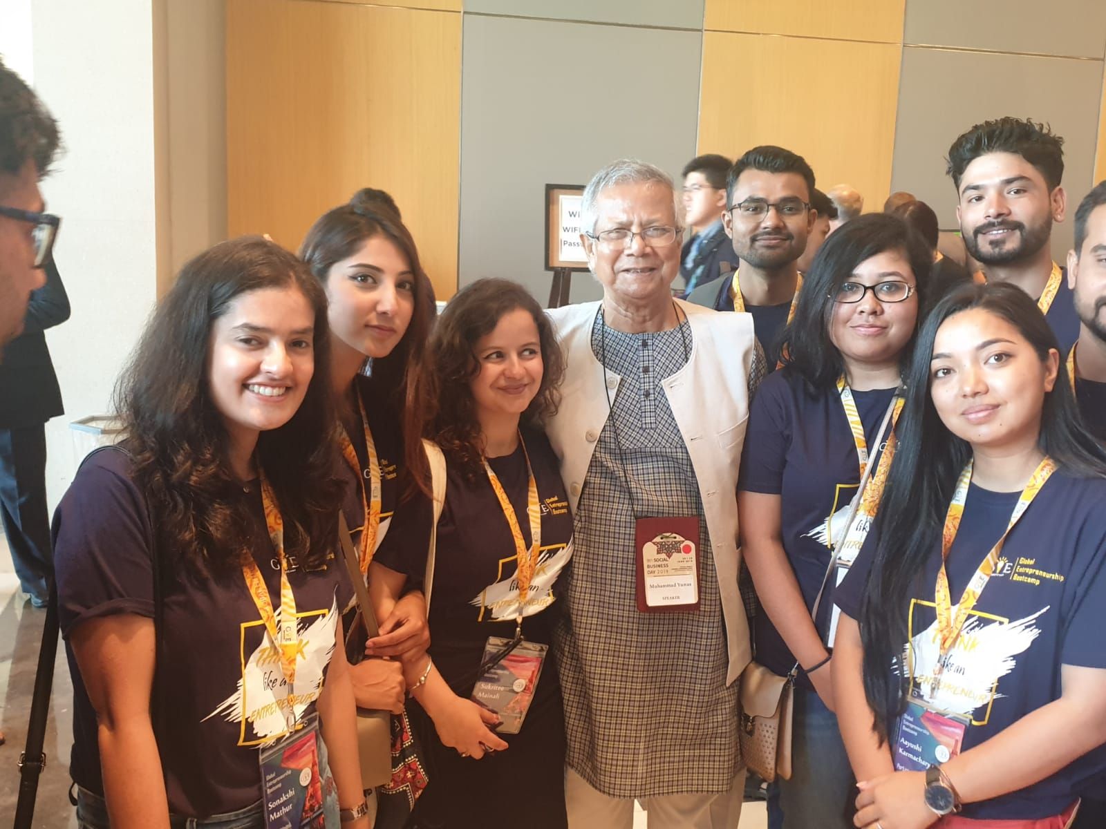 Rahul Maurya meeting Nobel Laureate Muhammad Yunus at GEB Bangkok 2019